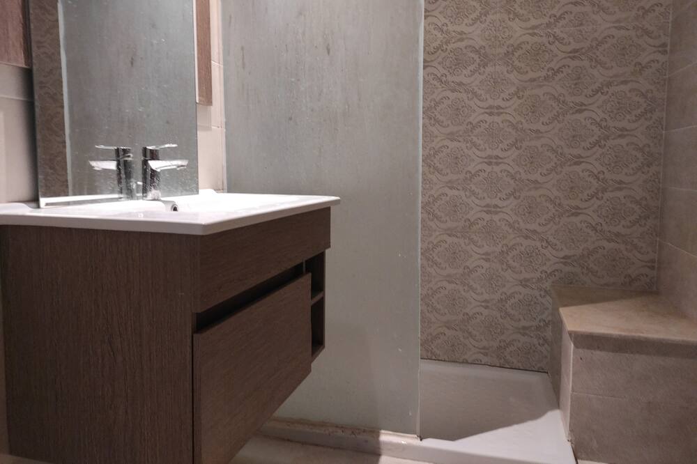 Photo of Bathroom in Cite Les Palmeraies