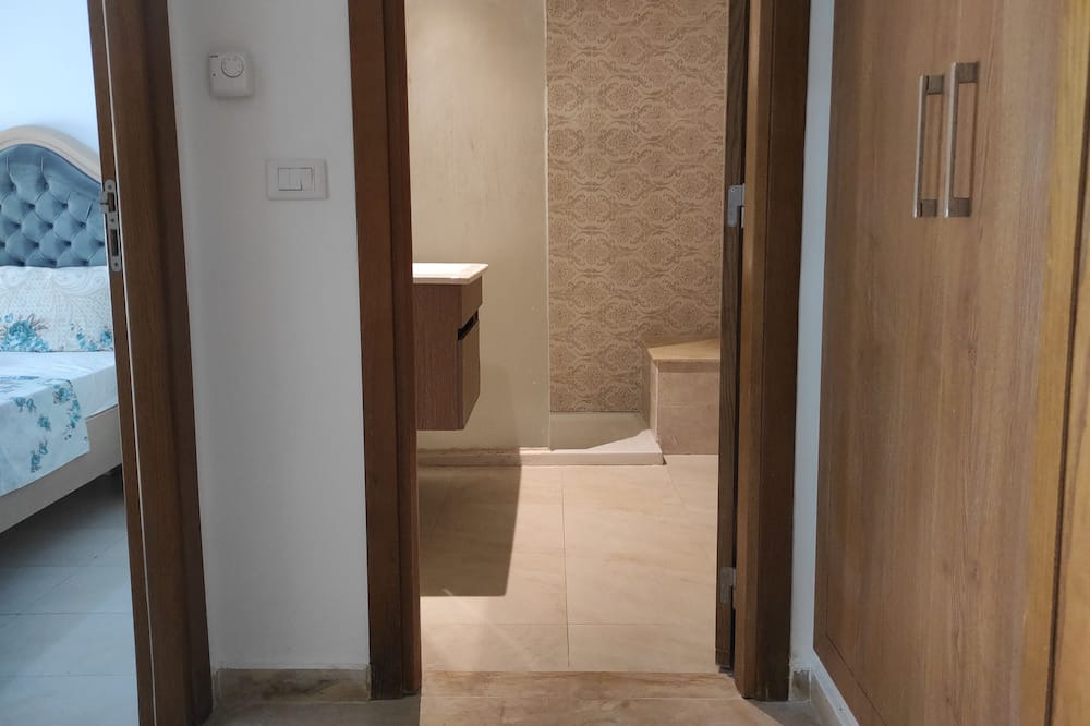 Photo of Bathroom in Cite Les Palmeraies