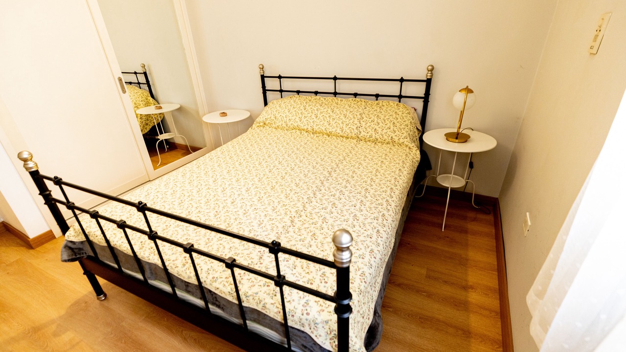 Photo of Bedroom in Taqseem Laselky