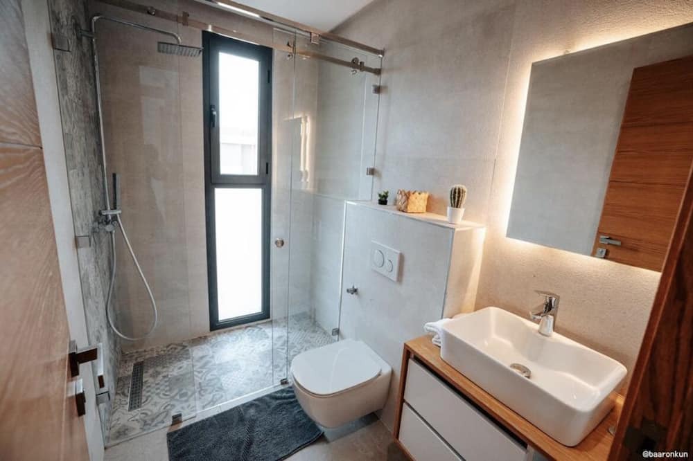 Photo of Bathroom in El Makina