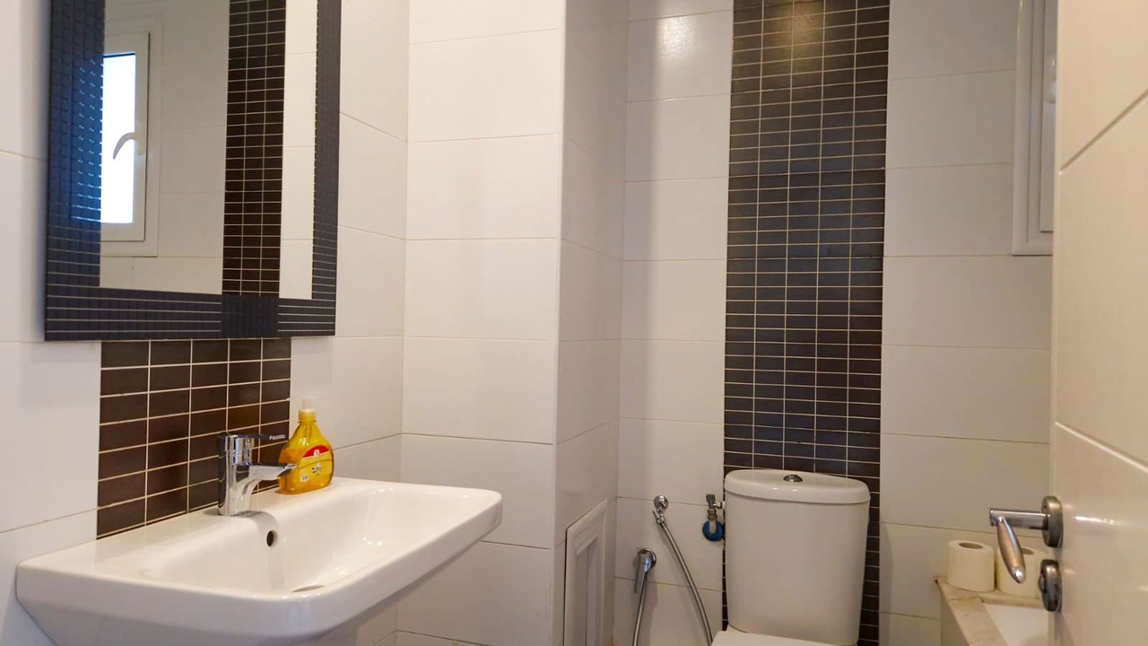 Photo of Bathroom in Ennasr
