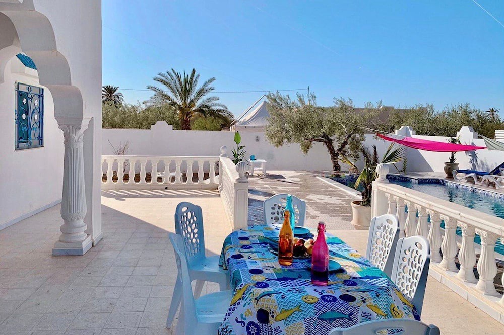 Photo of Patio Balcony in Hawmat al Badawiyin