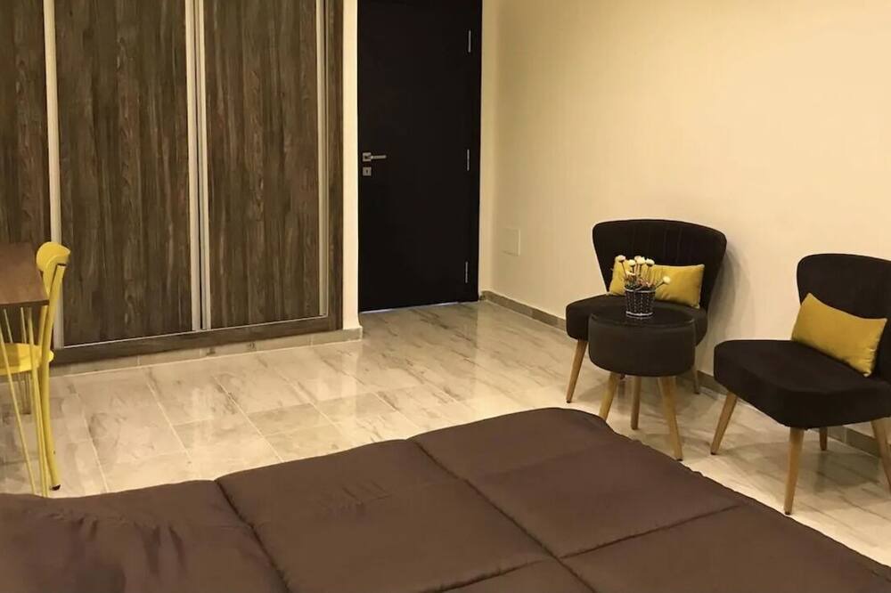 Photo of Bedroom in Tunis Centre
