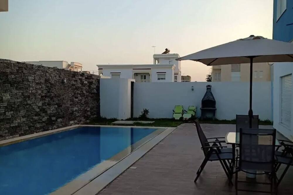 Photo of Outdoor in Tunis Centre