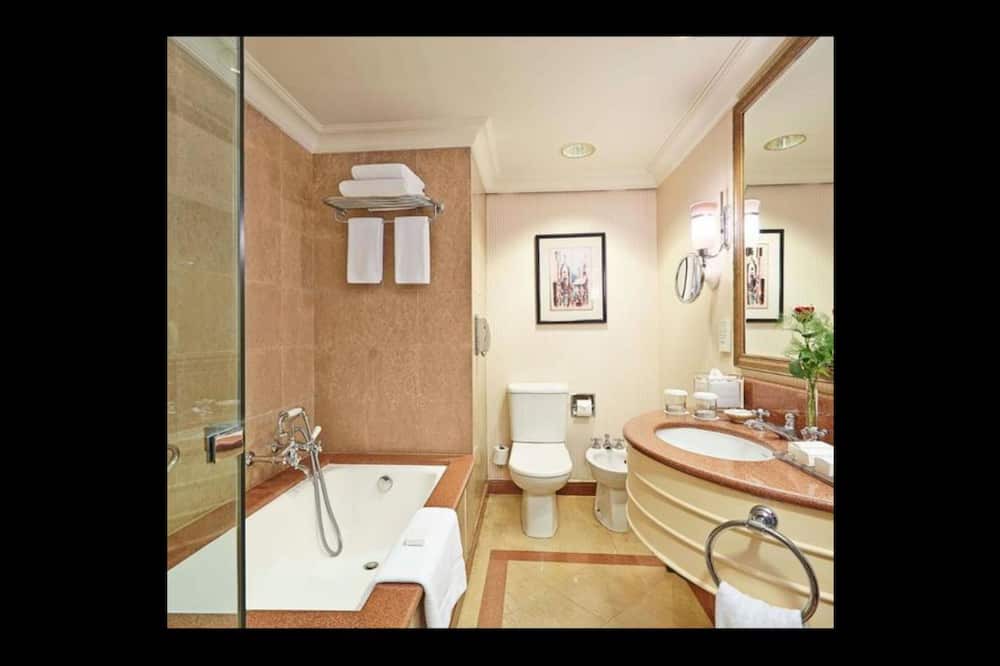 Photo of Bathroom in Downtown Cairo
