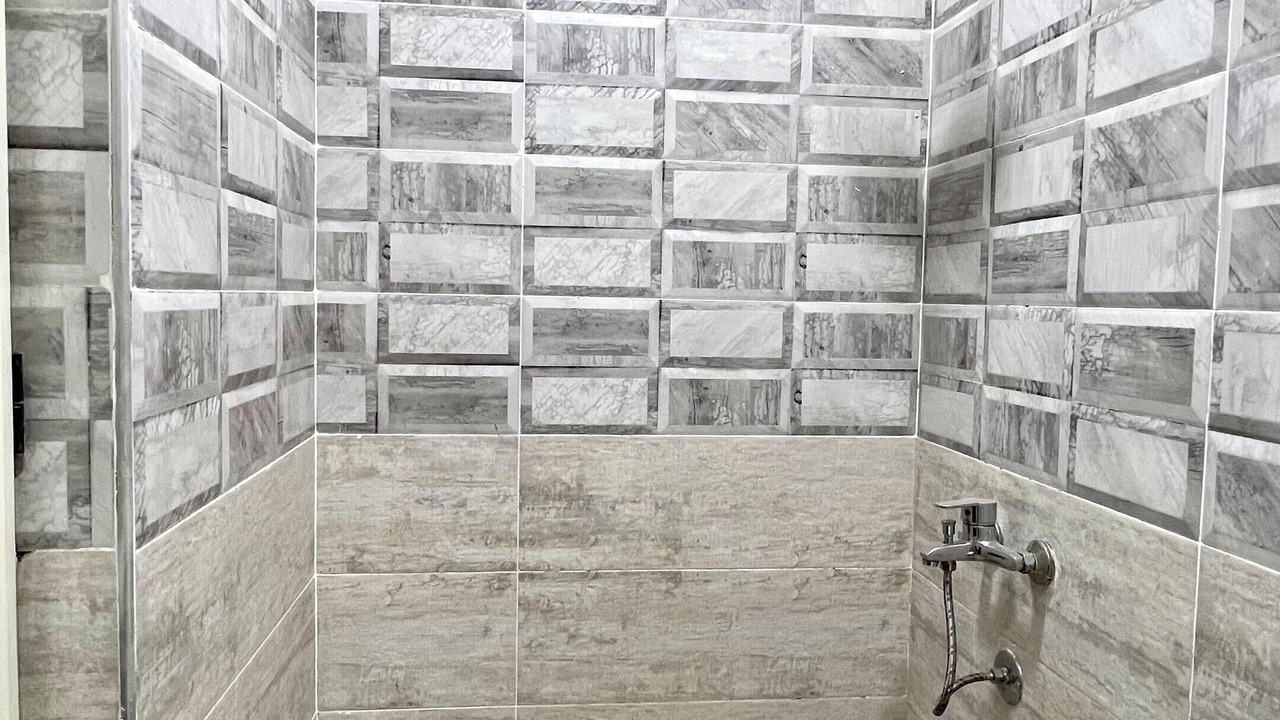 Photo of Bathroom in Pyramids Gardens