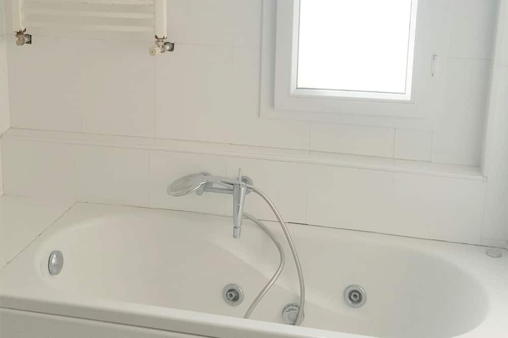 Photo of Bathroom in Yasmine