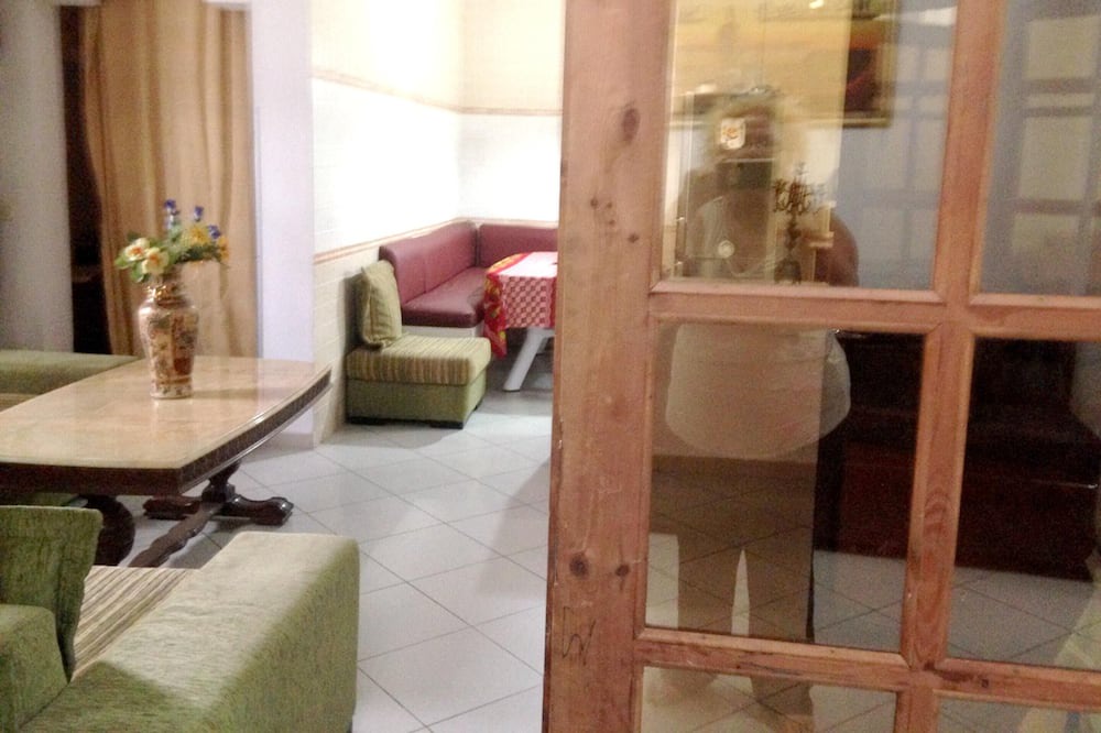 Photo of Livingroom in Bab Lakouas