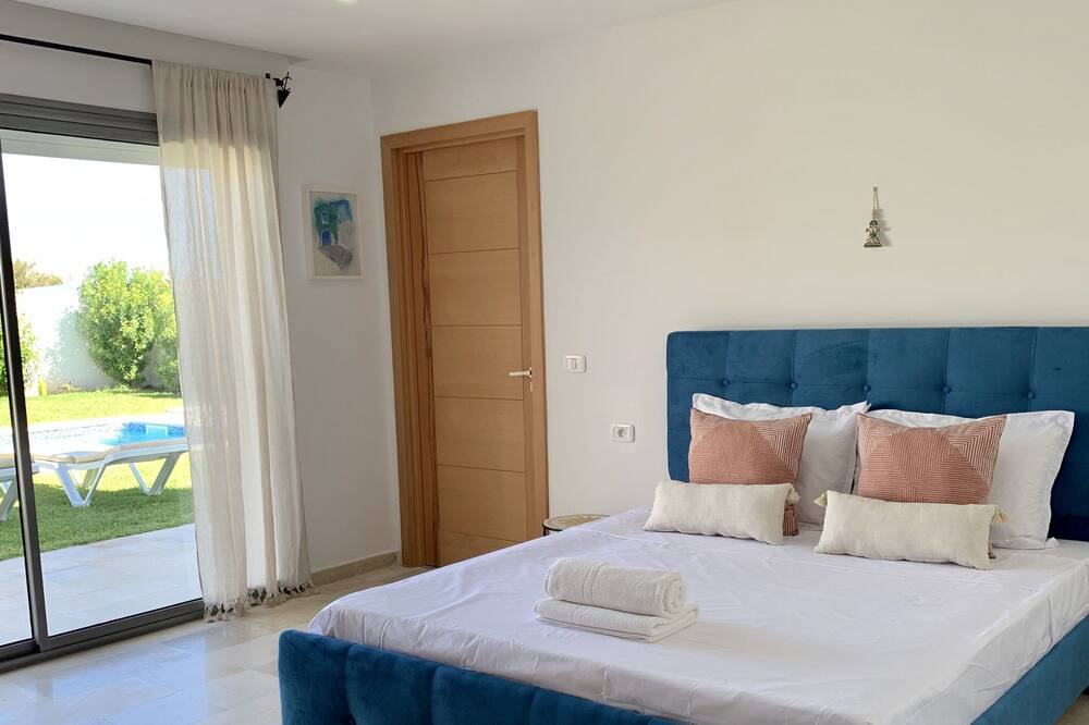 Photo of Bedroom in Beni Maaguel