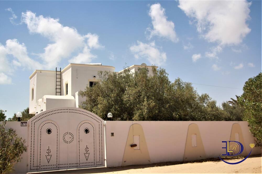 Photo of Outdoor in Aghir