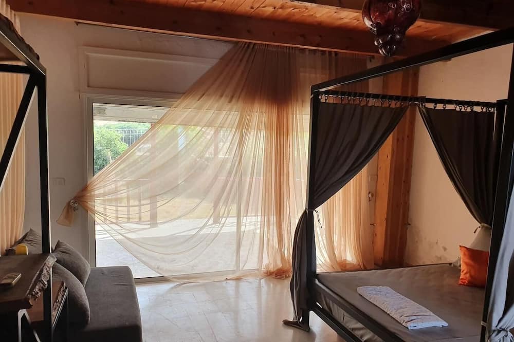 Photo of Bedroom in Bizerte