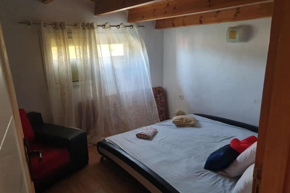 Photo of Bedroom in Bizerte