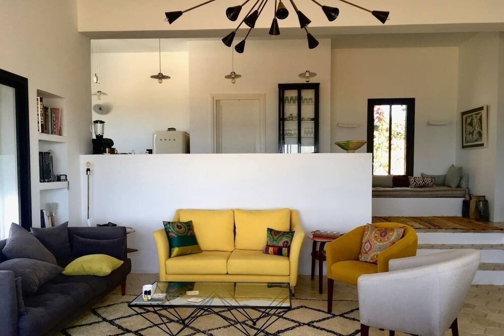 Photo of Livingroom in Aousja