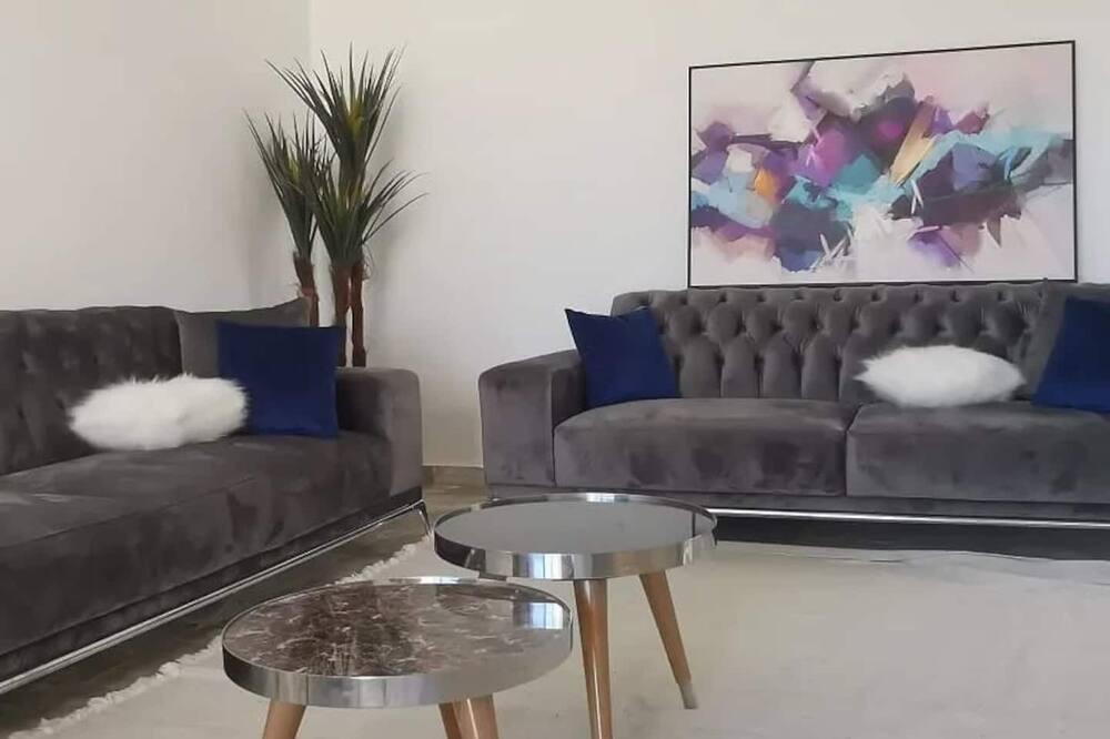 Photo of Livingroom in Yasmine