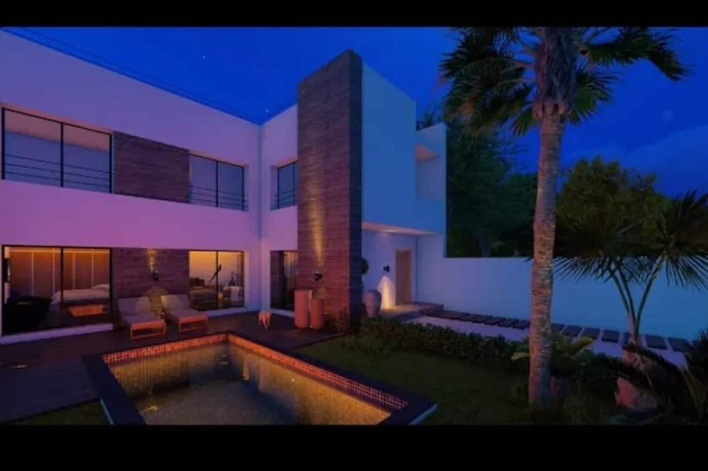 Photo of Outdoor in Yasmine
