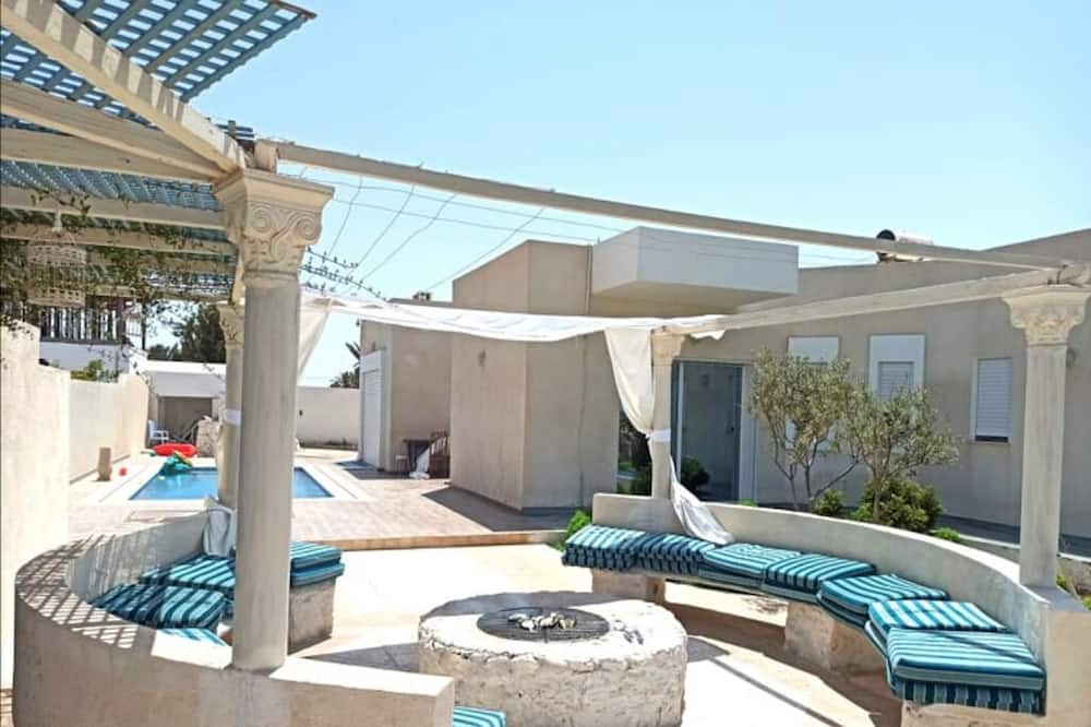 Photo of Patio Balcony in Houmt Arbah