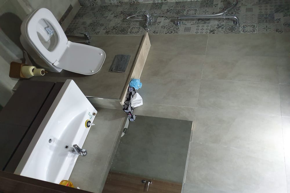 Photo of Bathroom in Cite La Gazelle