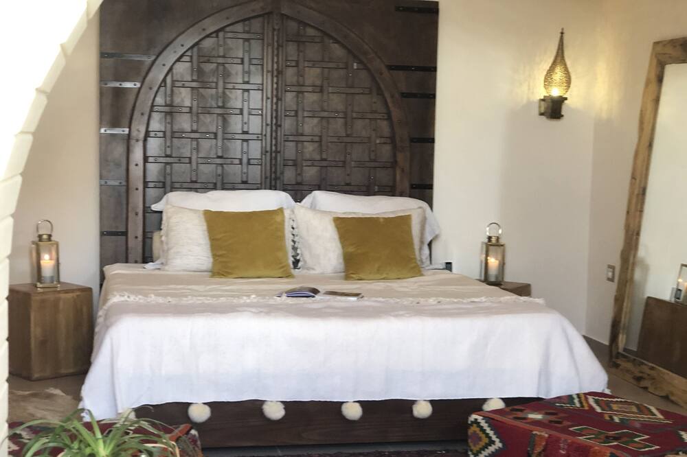 Photo of Bedroom in Aghir