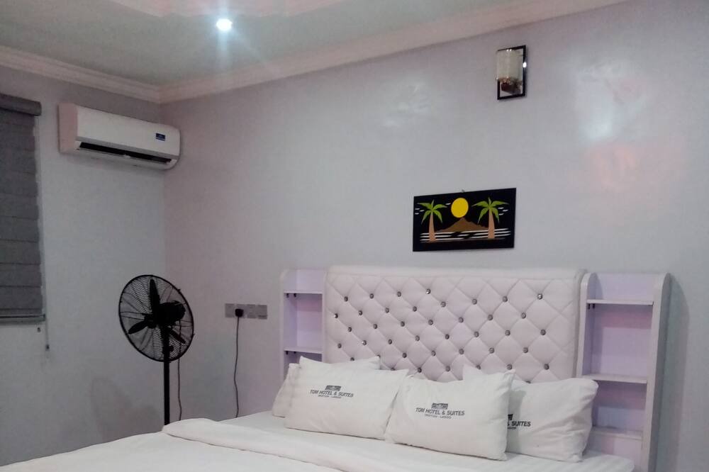 Photo of Bedroom in Ikotun