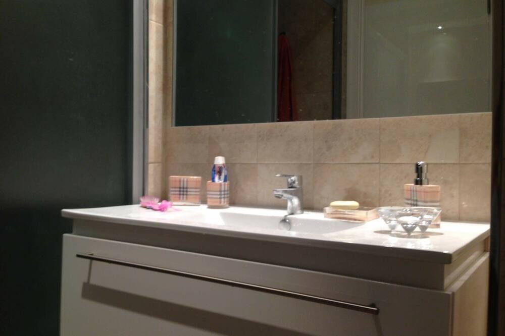 Photo of Bathroom in Chott Mariem