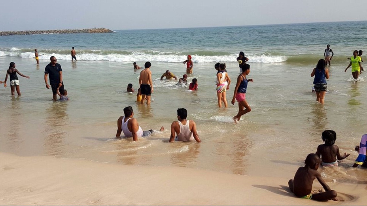 Photo of Human In Picture in Epetu