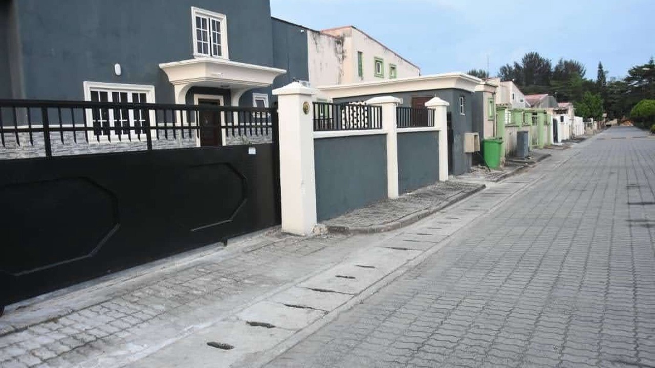 Photo of Outdoor in Epetu