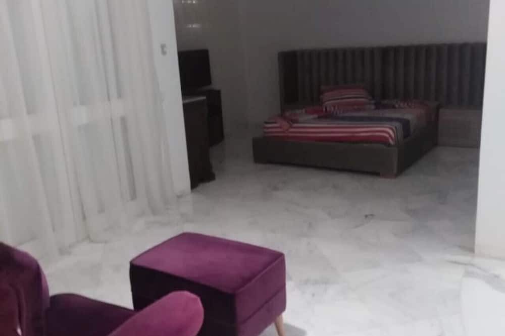 Photo of Bedroom in Ennasr