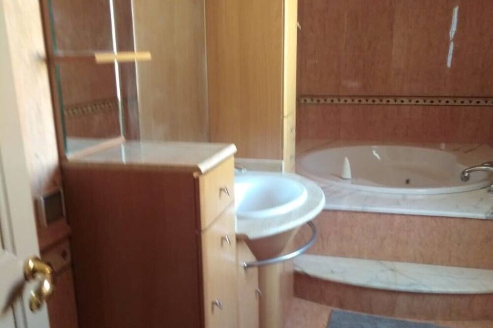 Photo of Bathroom in Ennasr