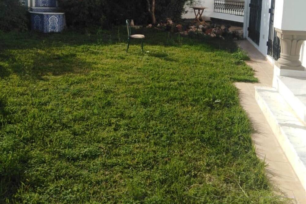 Photo of Outdoor in Ennasr