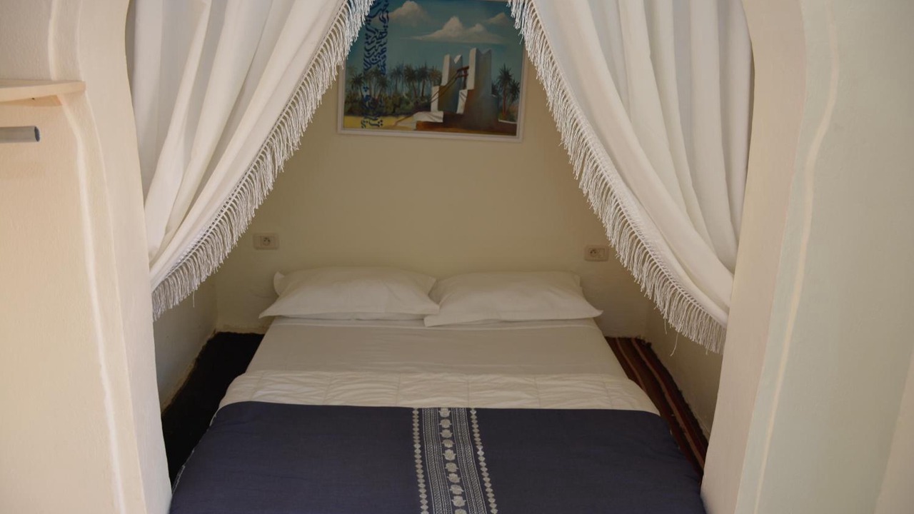 Photo of Bedroom in Erriadh