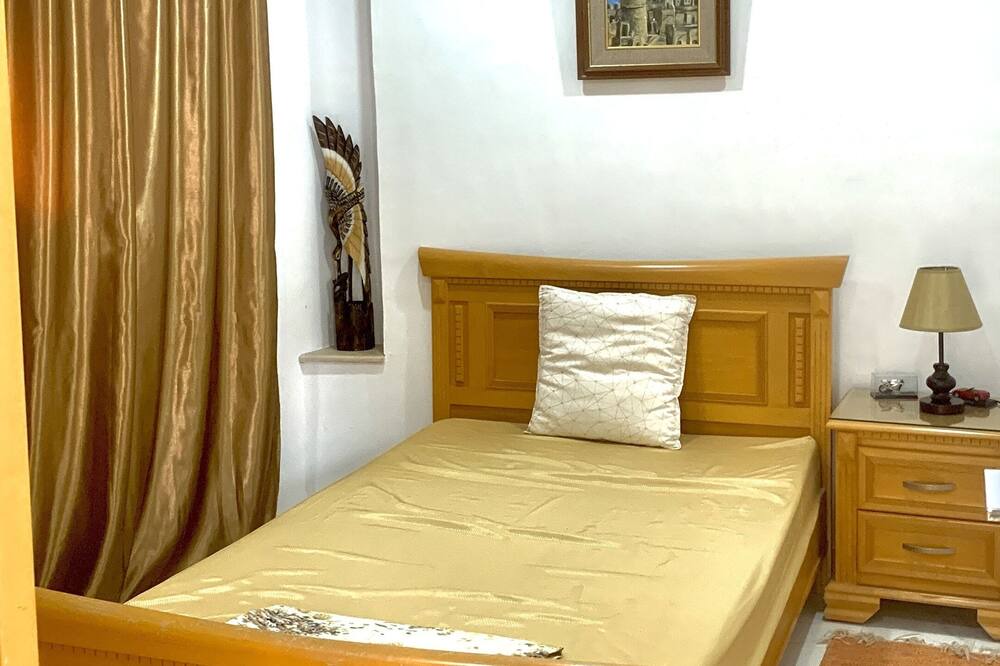 Photo of Bedroom in Ras Ettabia