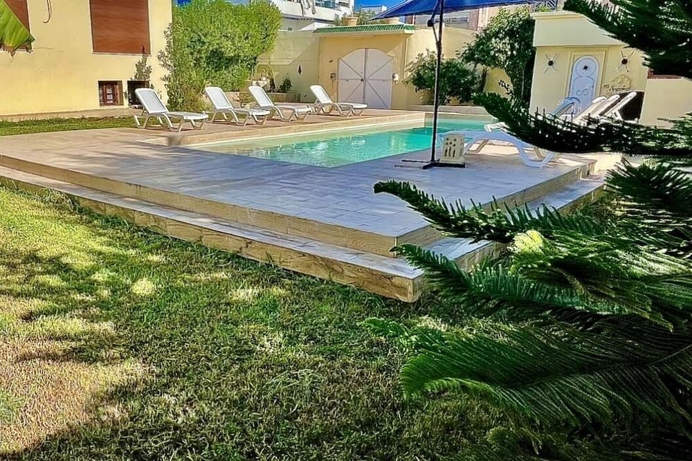 Photo of Outdoor in Ras Ettabia