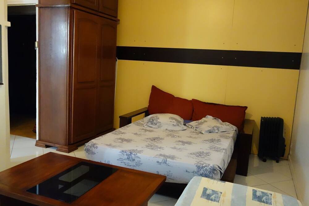 Photo of Bedroom in Hydra