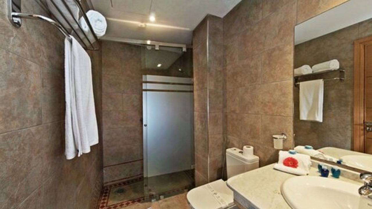 Photo of Bathroom in Ville Nouvelle