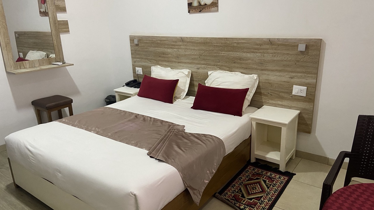 Photo of Bedroom in Fatou