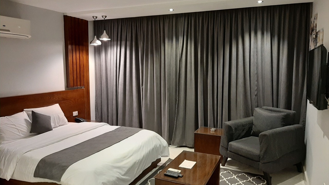 Photo of Bedroom in Al Duqqi