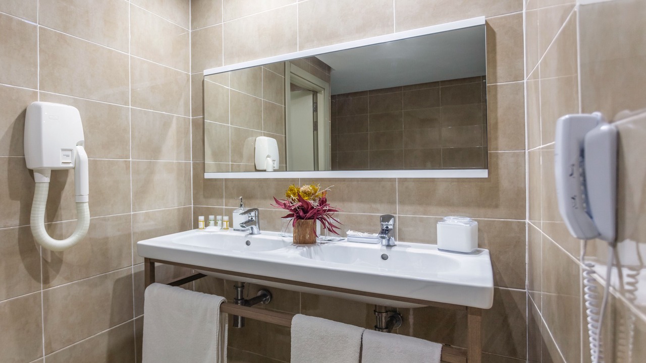 Photo of Bedroom in Bizerte