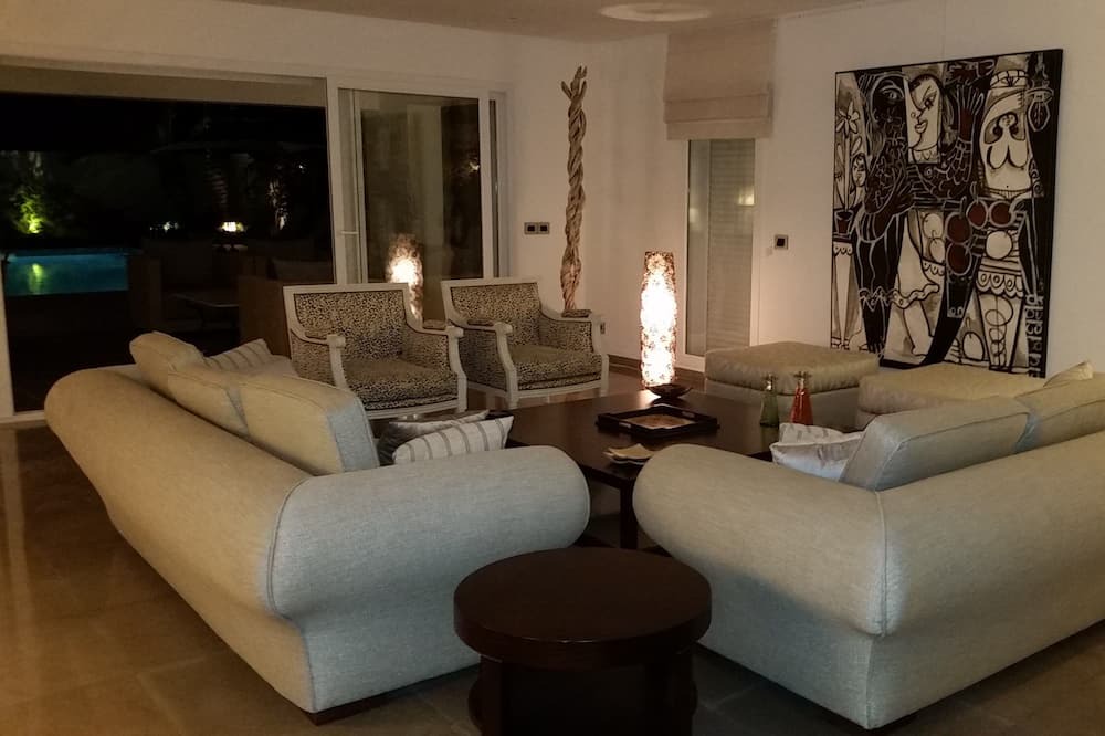 Photo of Livingroom in Triffa