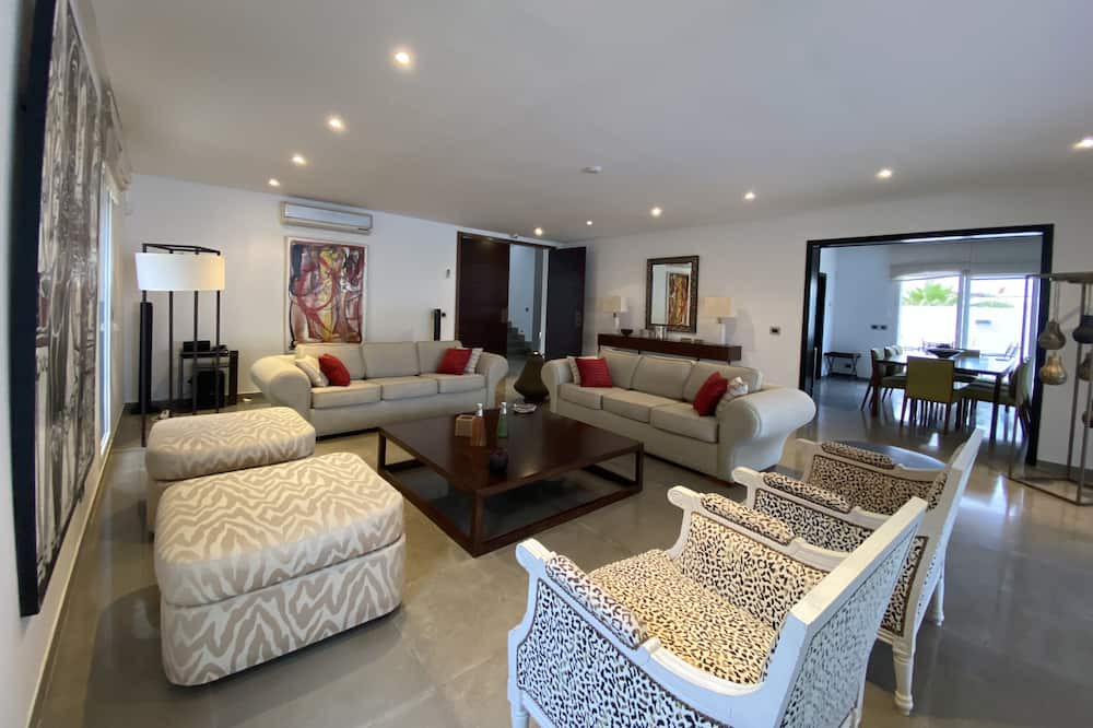Photo of Livingroom in Triffa