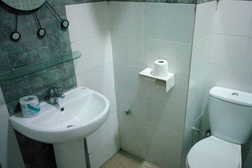 Photo of Bathroom in Ota