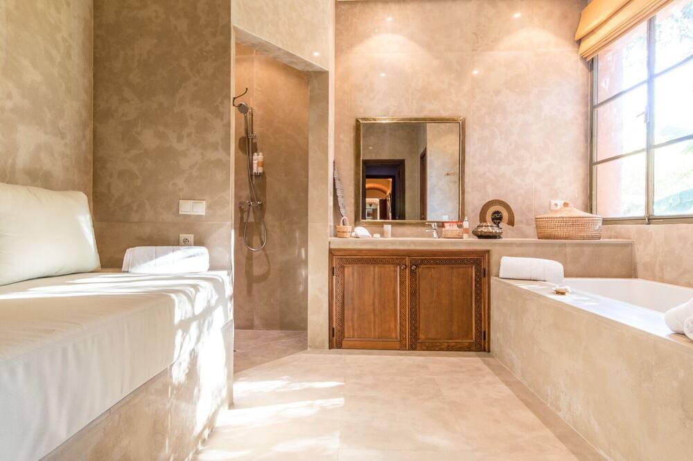 Photo of Bathroom in Ouled Moumen