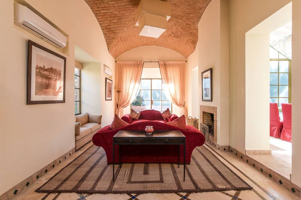 Photo of Livingroom in Ouled Moumen