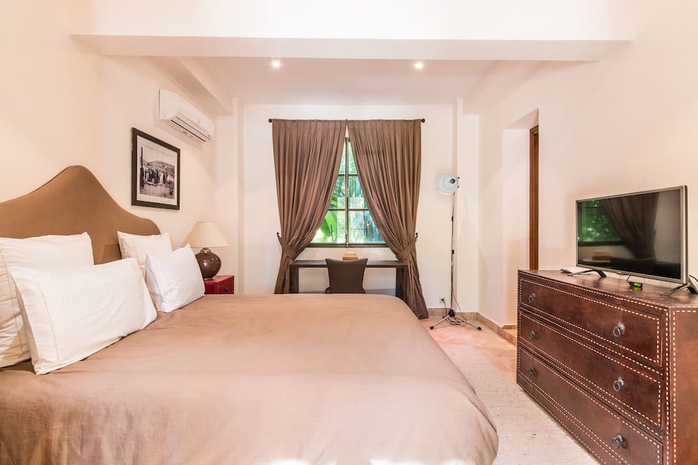 Photo of Bedroom in Ouled Moumen