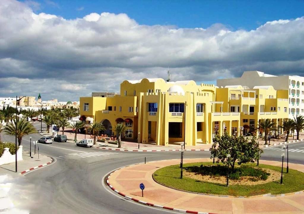 Photo of Outdoor in Yasmine