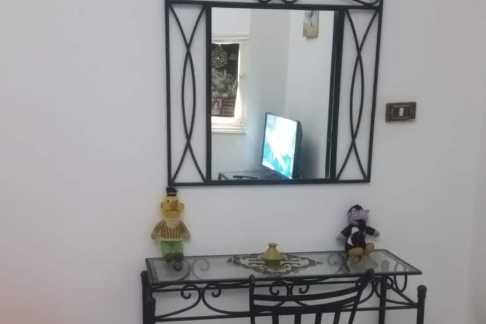 Photo of Bedroom in El Hafsia