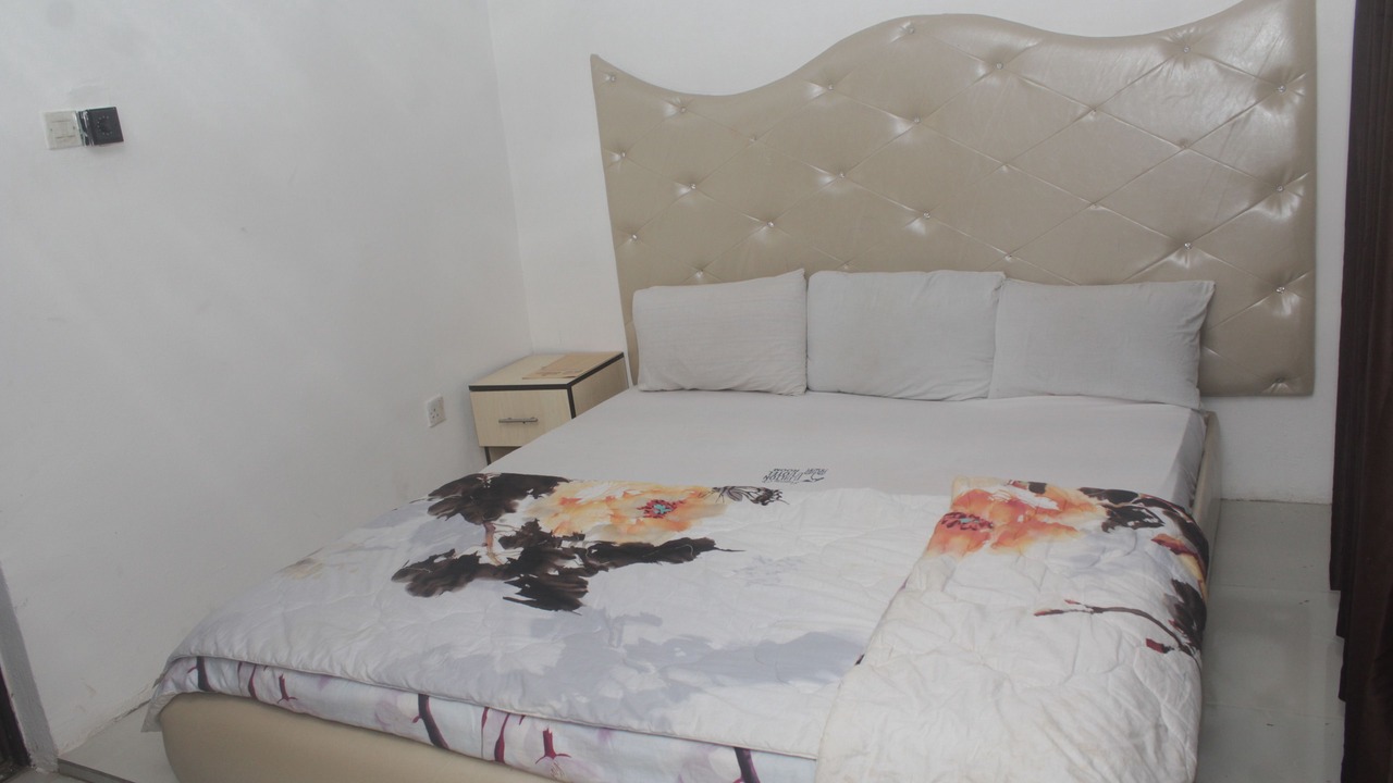 Photo of Bedroom in Ife