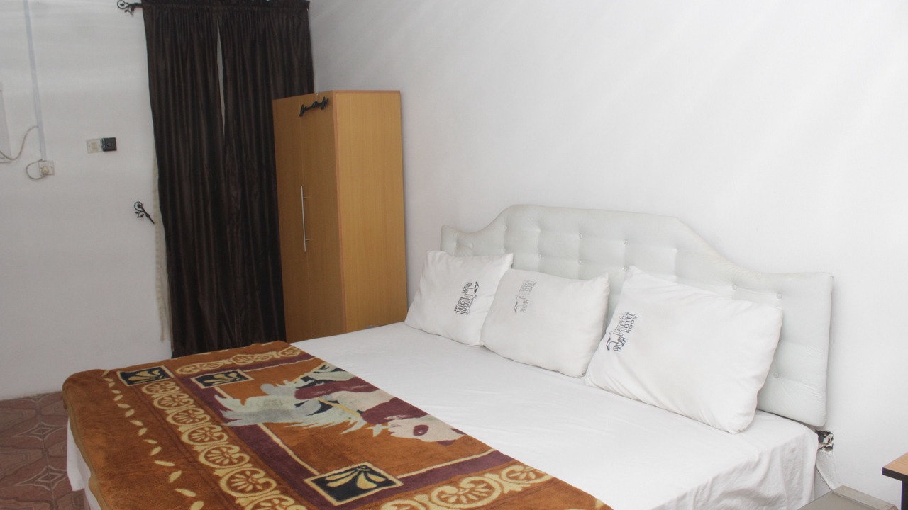 Photo of Bedroom in Ife