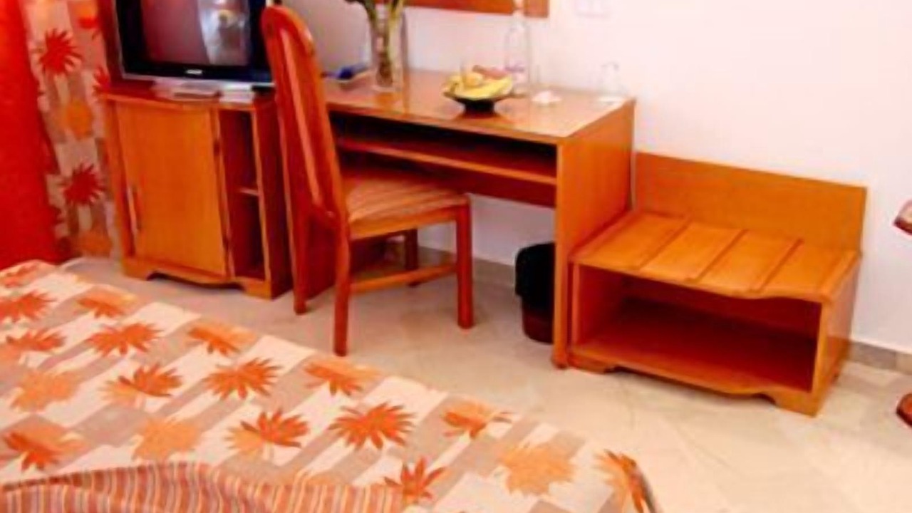 Photo of Bedroom in El Menar 2