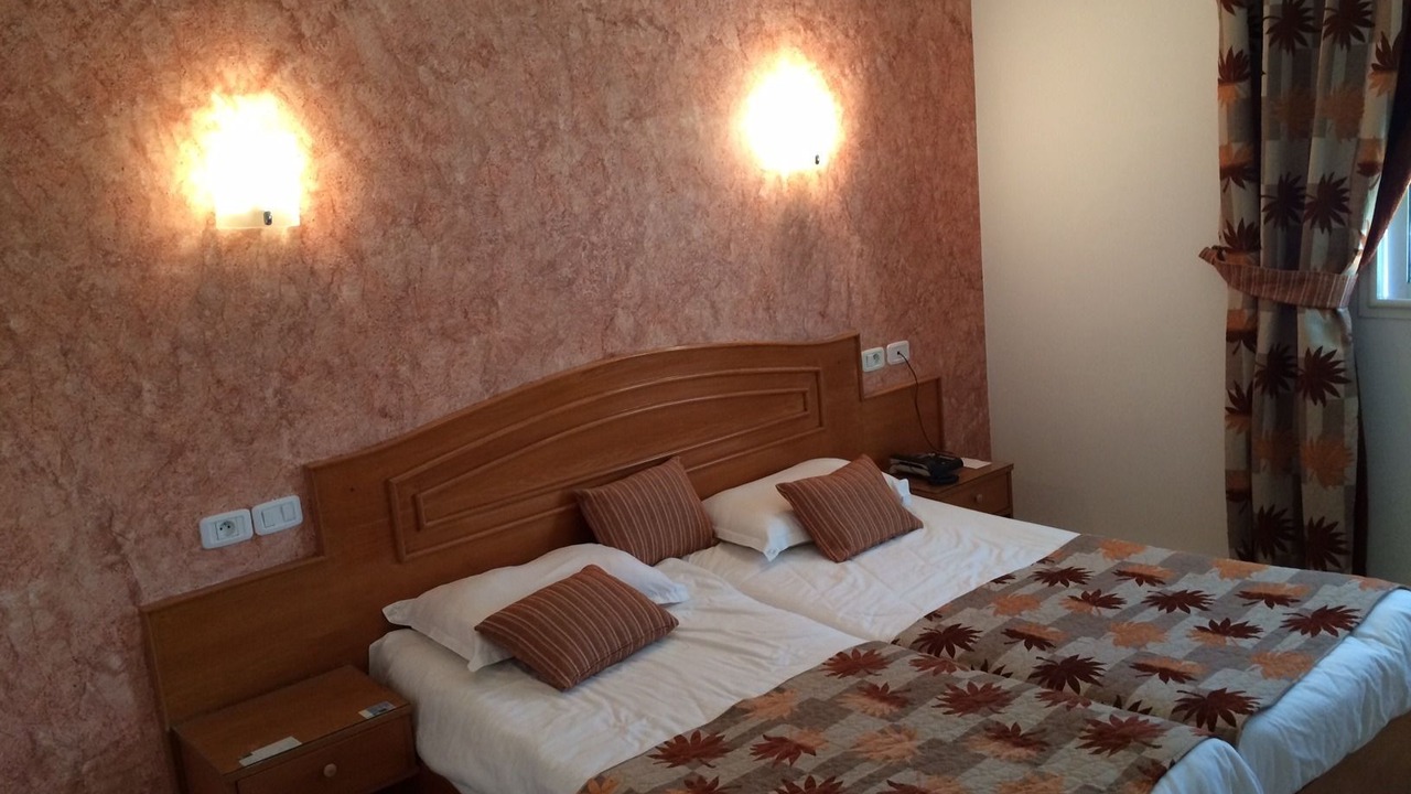 Photo of Bedroom in El Menar 2