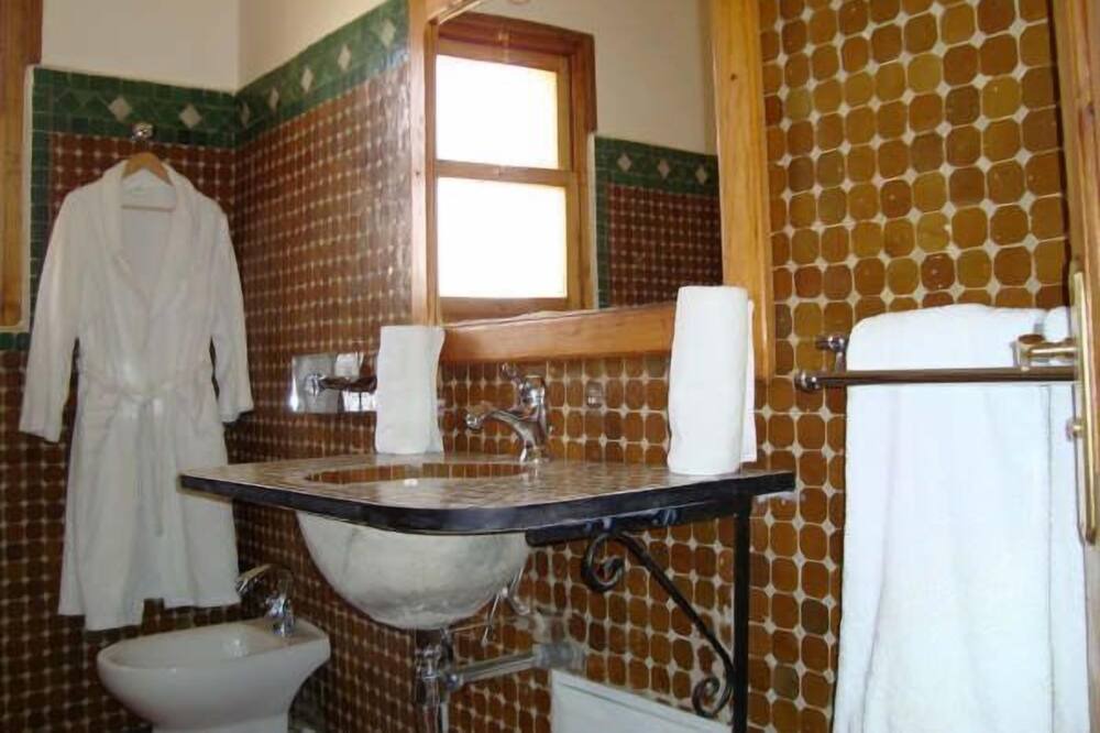 Photo of Bathroom in Erfoud